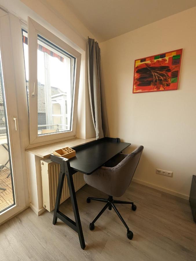 Gemuetliche Zimmer Im Herzen Der Stadt Em-Apartments Deutschland Bielefeld Eksteriør bilde