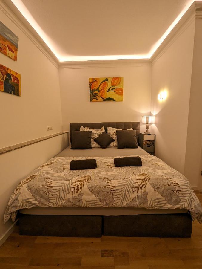 Gemuetliche Zimmer Im Herzen Der Stadt Em-Apartments Deutschland Bielefeld Eksteriør bilde