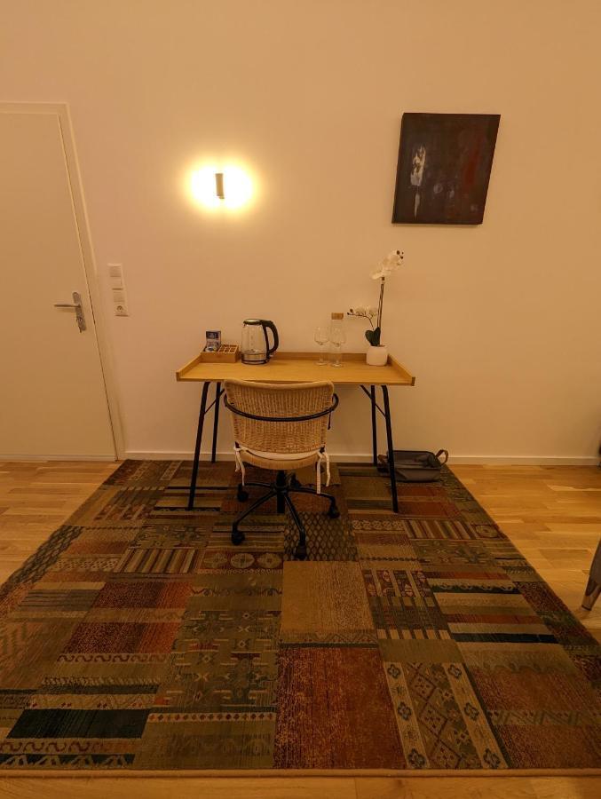 Gemuetliche Zimmer Im Herzen Der Stadt Em-Apartments Deutschland Bielefeld Eksteriør bilde