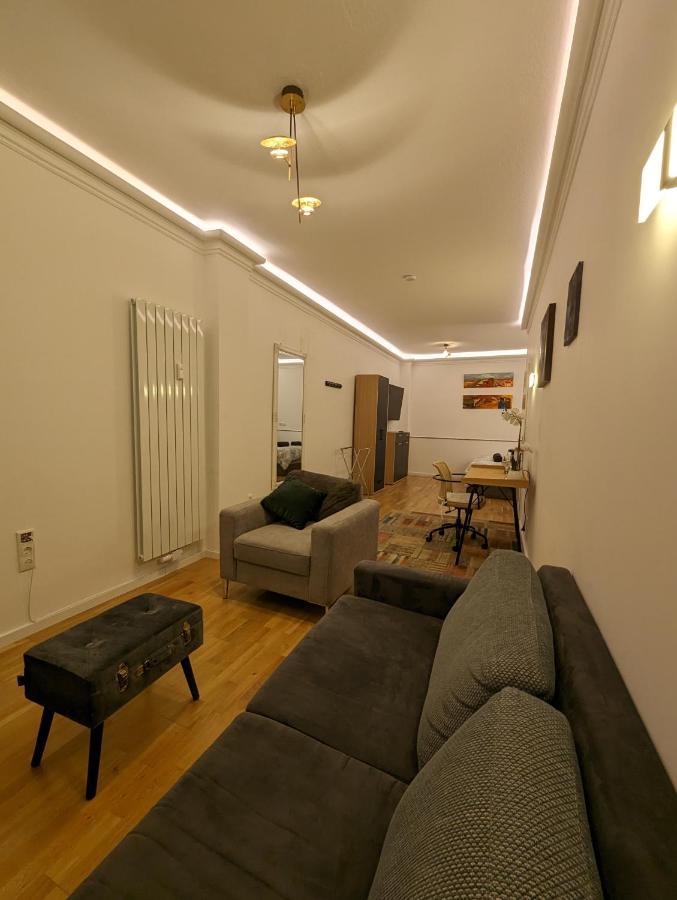 Gemuetliche Zimmer Im Herzen Der Stadt Em-Apartments Deutschland Bielefeld Eksteriør bilde